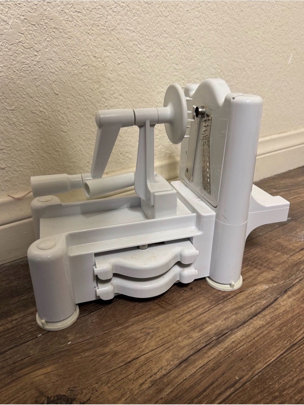 White Spiralizer Spiral Vegetable Slicer / Mandoline